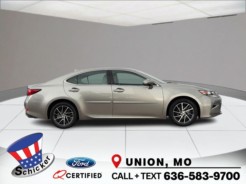 2017 Lexus ES