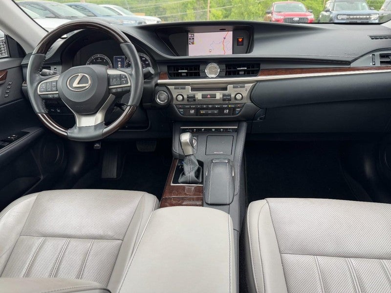 2017 Lexus ES 350 Base