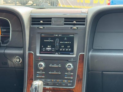 2015 Lincoln Navigator Base