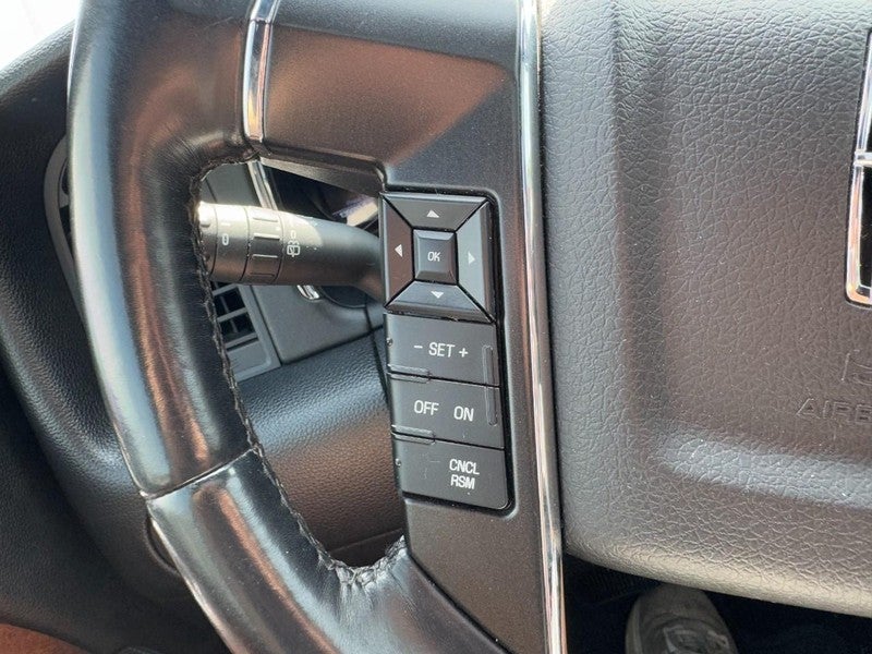 2015 Lincoln Navigator Base
