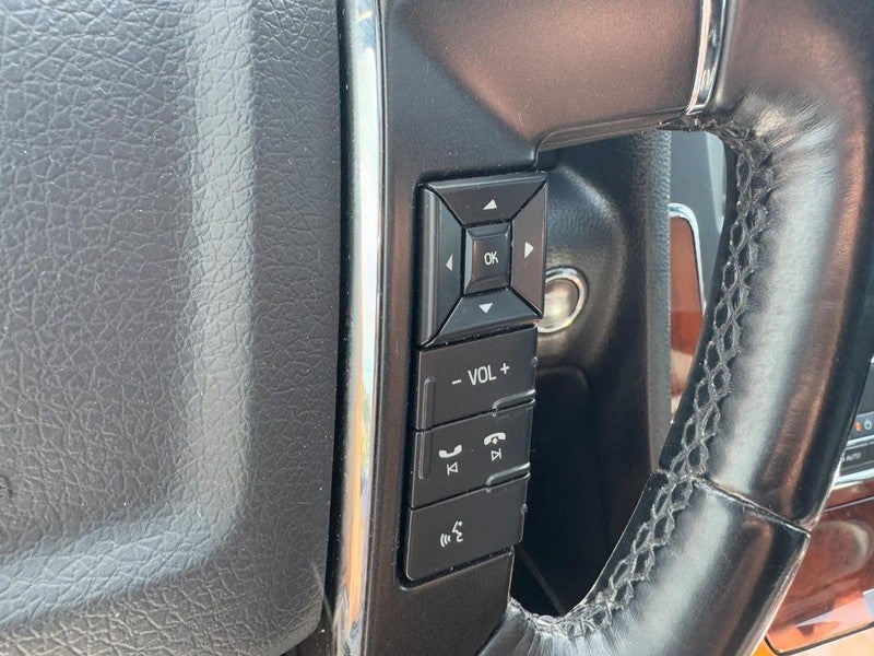 2015 Lincoln Navigator Base