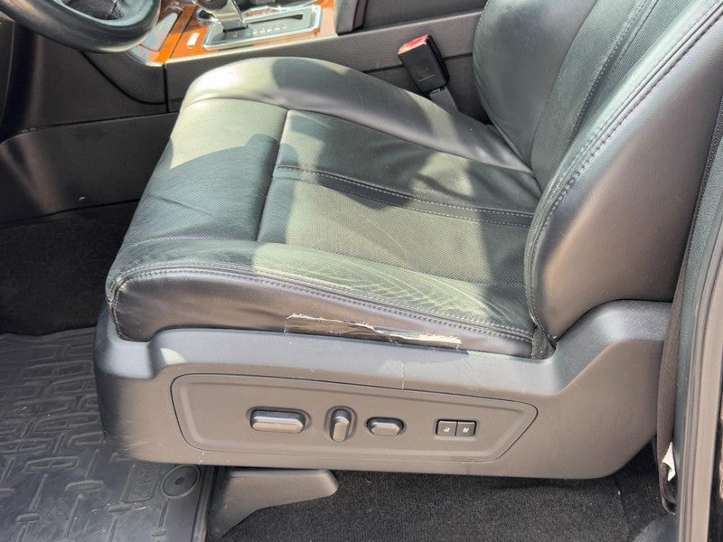 2015 Lincoln Navigator Base