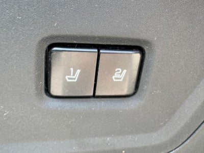 2015 Lincoln Navigator Base