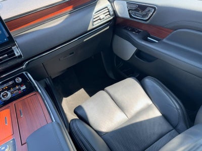 2022 Lincoln Navigator Reserve