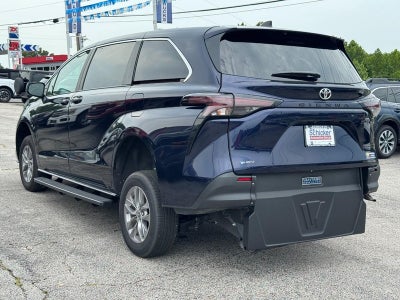 2026 Toyota Sienna LE