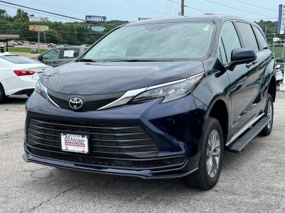2026 Toyota Sienna LE