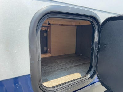 2021 COACHMAN CLIPPER Base