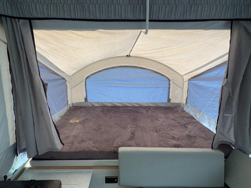 2021 COACHMAN CLIPPER Base