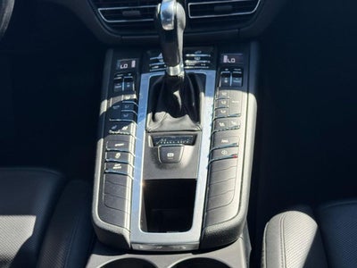 2021 Porsche Macan Base
