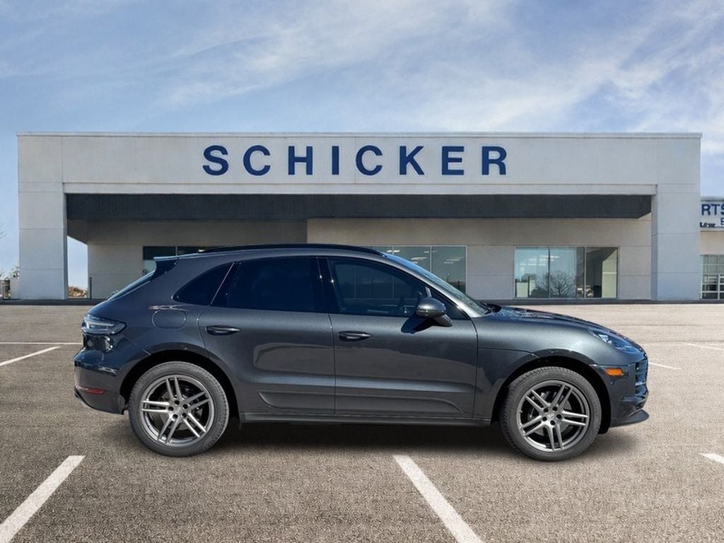 2021 Porsche Macan Base