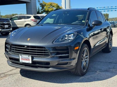 2021 Porsche Macan Base