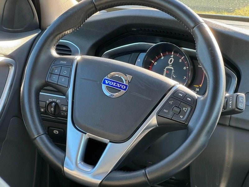 2017 Volvo V60 Premier