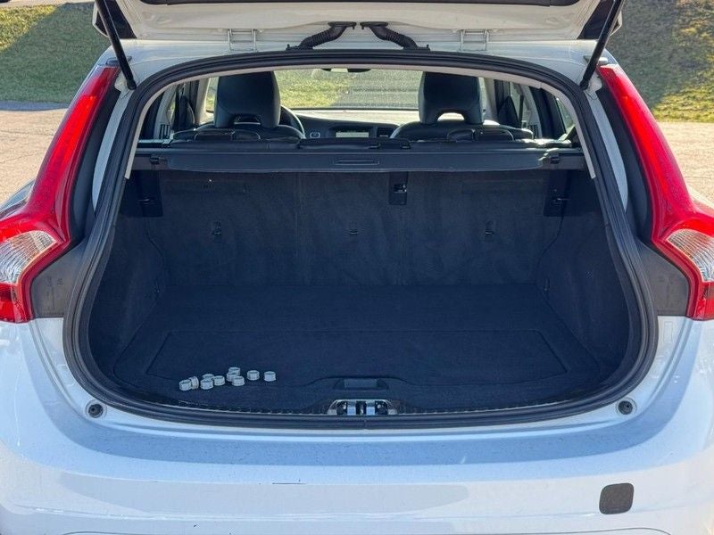 2017 Volvo V60 Premier