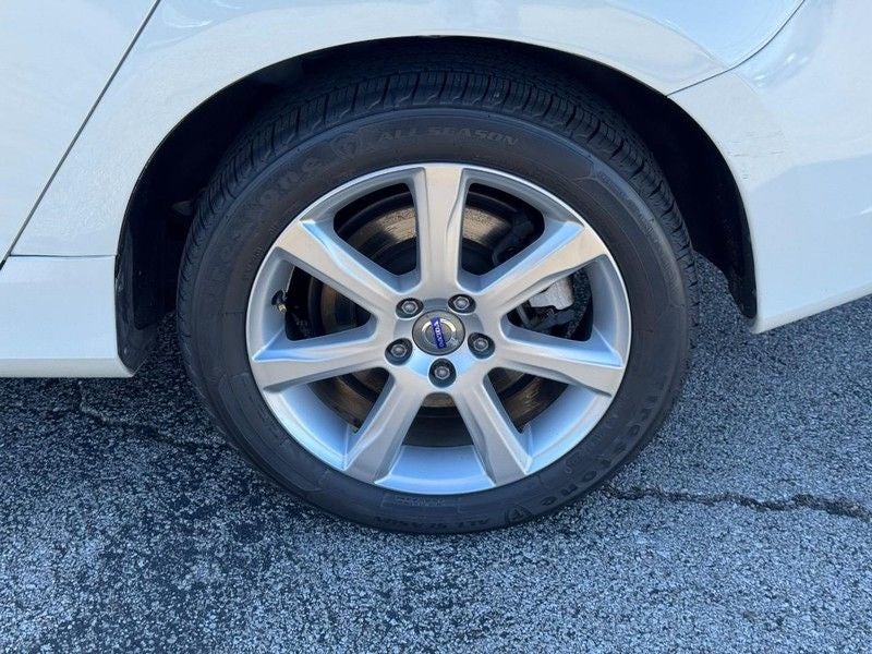 2017 Volvo V60 Premier