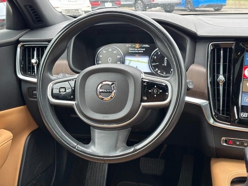 2021 Volvo V90 Cross Country T6