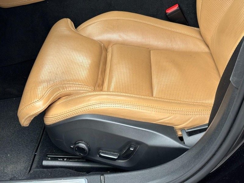 2021 Volvo V90 Cross Country T6