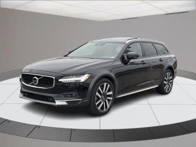 2021 Volvo V90 Cross Country T6