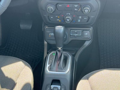 2023 Jeep Renegade Trailhawk