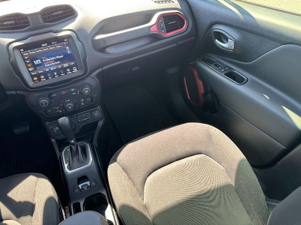 2023 Jeep Renegade Trailhawk